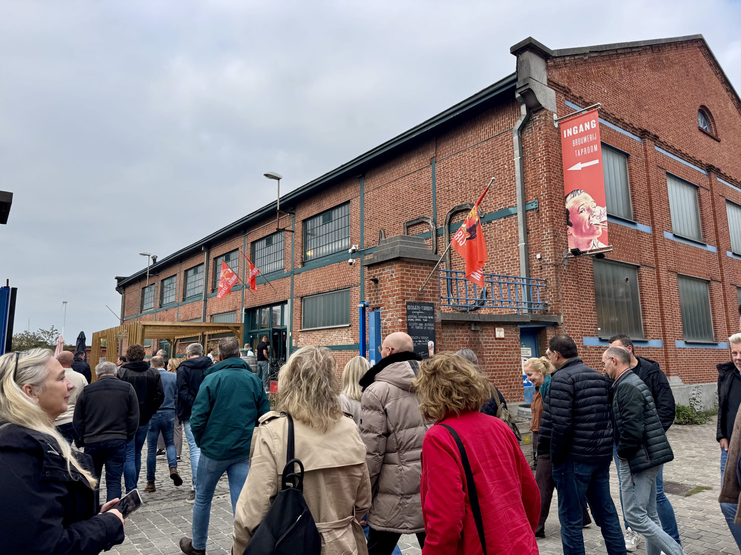 VOC Kampen - aankomen Brouwerij Seef